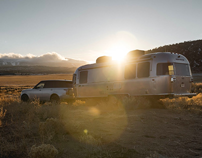 Не вздумайте Камри так сделать!: Показан Toyota Land Cruiser Sedan  сеть в шоке